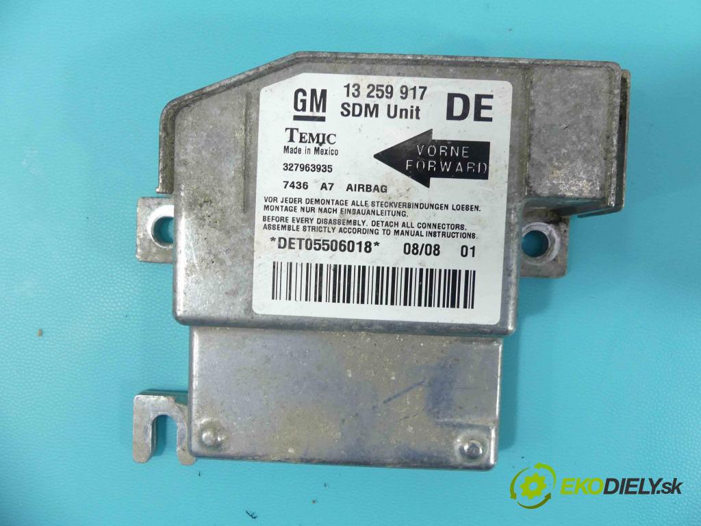 Opel Meriva A 2002-2010 1.4 16V 90 HP manual 66 kW 1364 cm3 5- kokpit,pristrojová doska rozdeľovacia