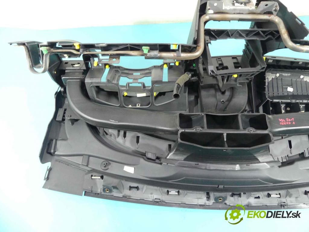 Opel Meriva A 2002-2010 1.4 16V 90 HP manual 66 kW 1364 cm3 5- kokpit,pristrojová doska rozdeľovacia