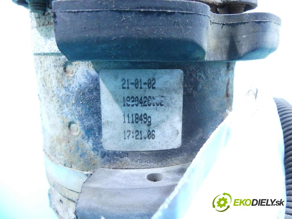 Citroen Saxo 1.5d 57 HP manual 42 kW 1527 cm3 3- čerpadlo posilovač 9642245180 (Servočerpadlá, pumpy riadenia)