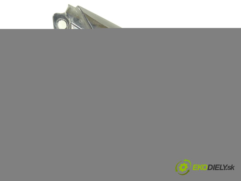Peugeot 308 I 2007-2013 1.6 hdi 90 hp manual 66,2 kW 1560 cm3 5- blatnik přední pravý  (Ostatné)