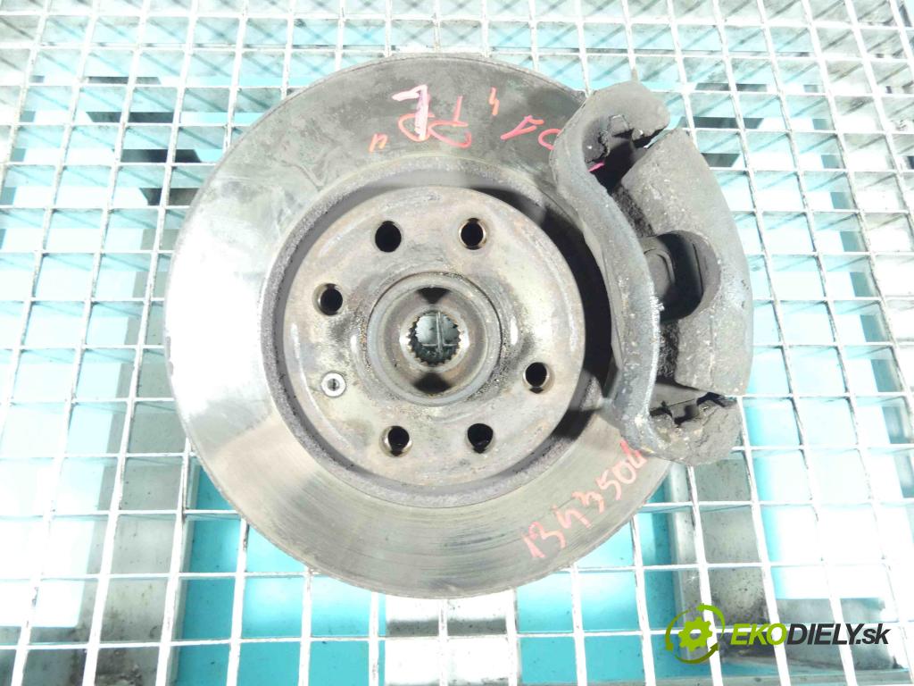 Opel Meriva A 2002-2010 1.4 16V 90 HP manual 66 kW 1364 cm3 5- náboj ľavé  (Náboje)