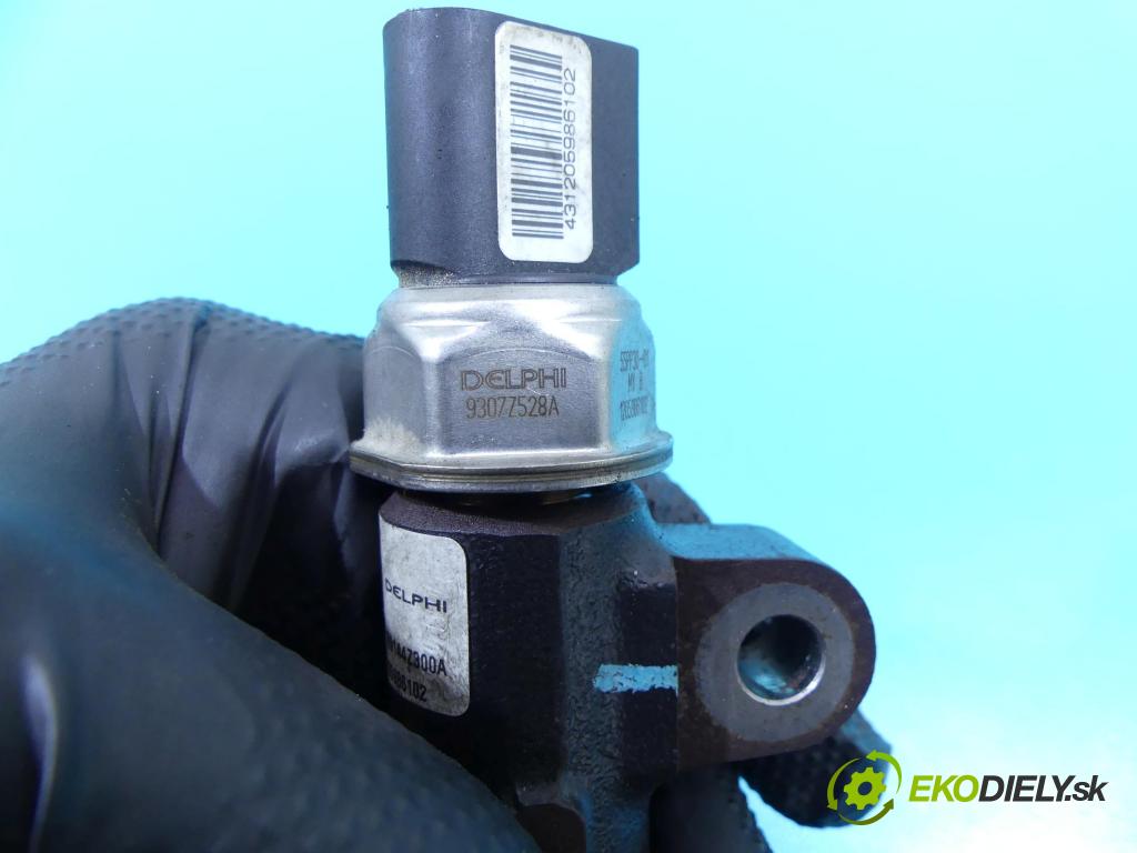 Chevrolet Captiva 2.2 VCDI 184hp manual 135 kW 2231 cm3 5- lišta vstrekovacia 96868901 (Vstrekovacie lišty)