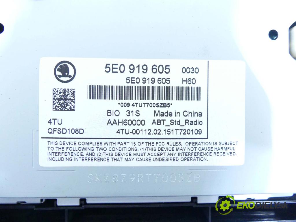 Skoda Octavia III 2013- 1.4 tsi 140 HP manual 103 kW 1395 cm3 5- Radio originál 5E0919605