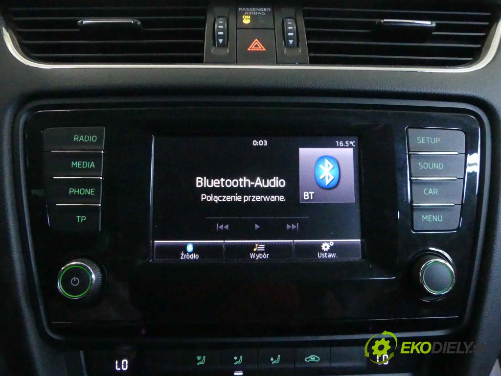 Skoda Octavia III 2013- 1.4 tsi 140 HP manual 103 kW 1395 cm3 5- Radio originál 5E0919605
