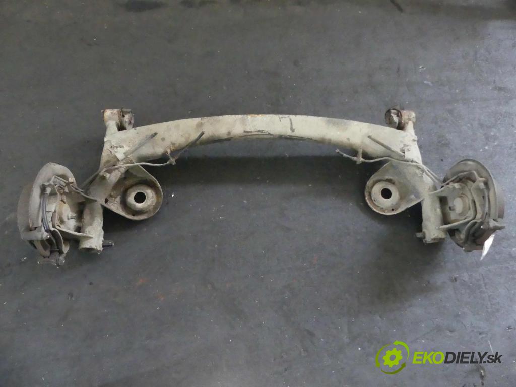 Toyota Avensis Verso 2001-2009 2.0 D4D 116 hp manual 85 kW 1995 cm3 5- zadní výztuha  (Výztuhy zadní)