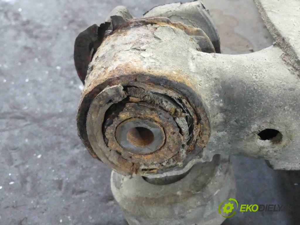 Toyota Avensis Verso 2001-2009 2.0 D4D 116 hp manual 85 kW 1995 cm3 5- zadní výztuha  (Výztuhy zadní)