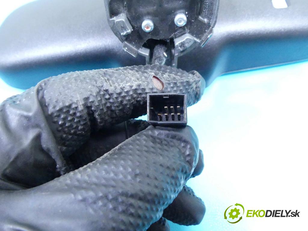 Audi A5 8T 2007-2016 3.0 V6 TDI 239KM automatic 176 kW 2967 cm3 5- zpětné zrcátko vnitřní 8R0857511B (Světla vnitřní)