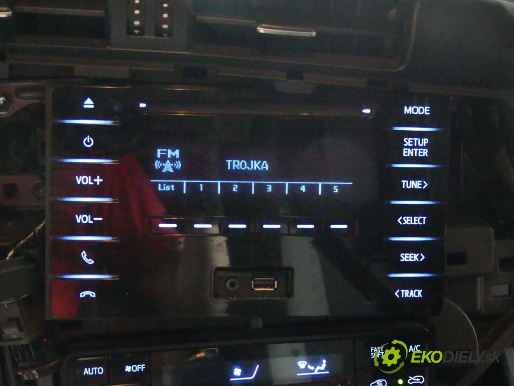 Toyota Auris II 2012-2018 1.6 16V 132  HP manual 97 kW 1598 cm3 5- Radio originál 86120-02J61