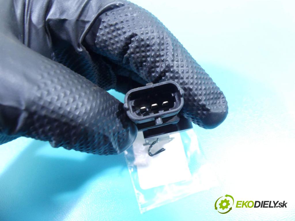 Opel Vectra B 1995-2002 1.8 16V 116 hp manual 85 kW 1799 cm3 4- snímač pozice: hřídele vačkový 2416921 (Snímače polohy kliky, vačky)