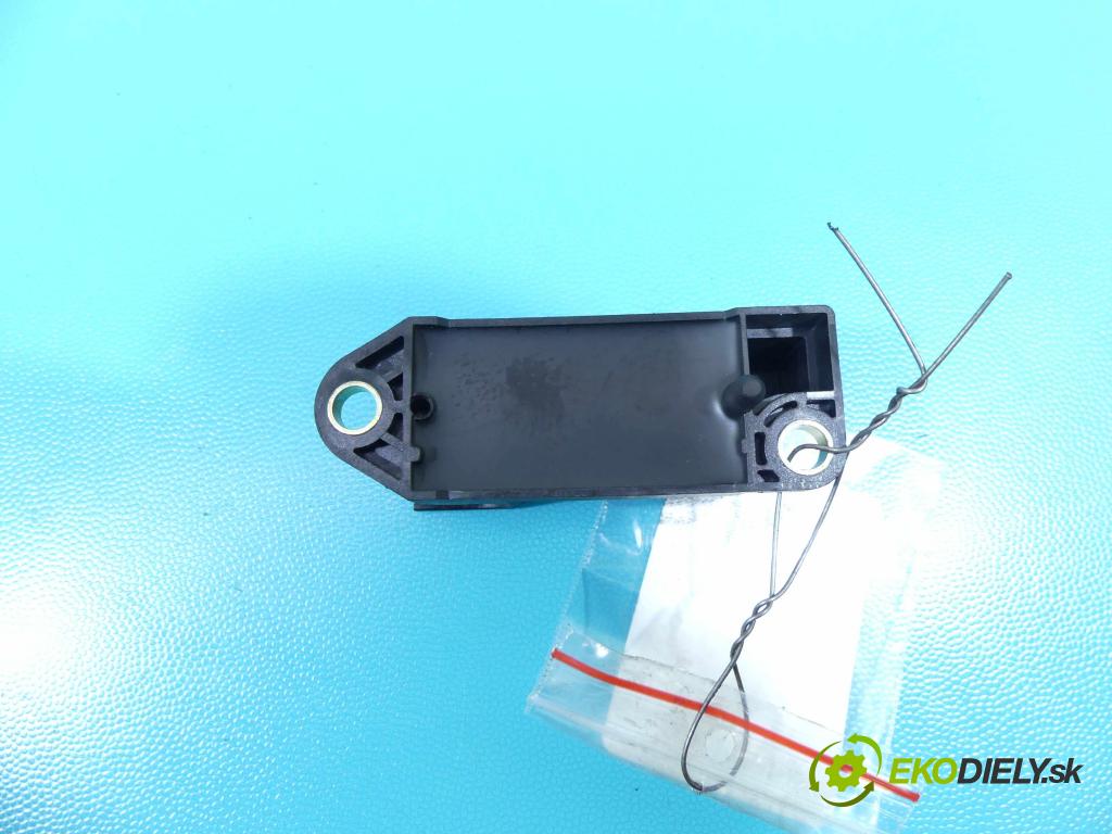 Vw Passat B5 1995-2005 1.9 tdi 90 HP manual 66 kW 1896 cm3 5- snímač šokovat: 5WK41910 (Snímače nárazu)