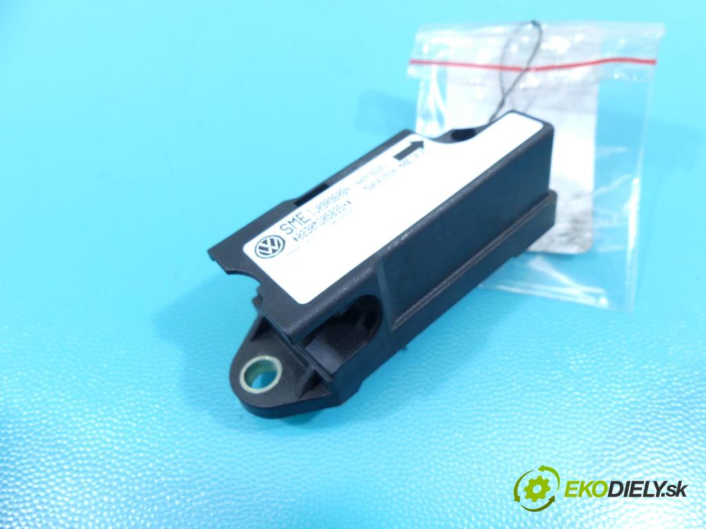 Vw Passat B5 1995-2005 1.9 tdi 90 HP manual 66 kW 1896 cm3 5- snímač šokovat: 5WK41910 (Snímače nárazu)