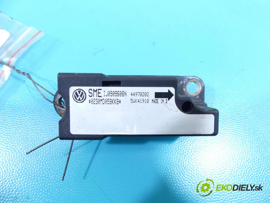 Vw Passat B5 1995-2005 1.9 tdi 90 HP manual 66 kW 1896 cm3 5- snímač šokovat: 5WK41910 (Snímače nárazu)