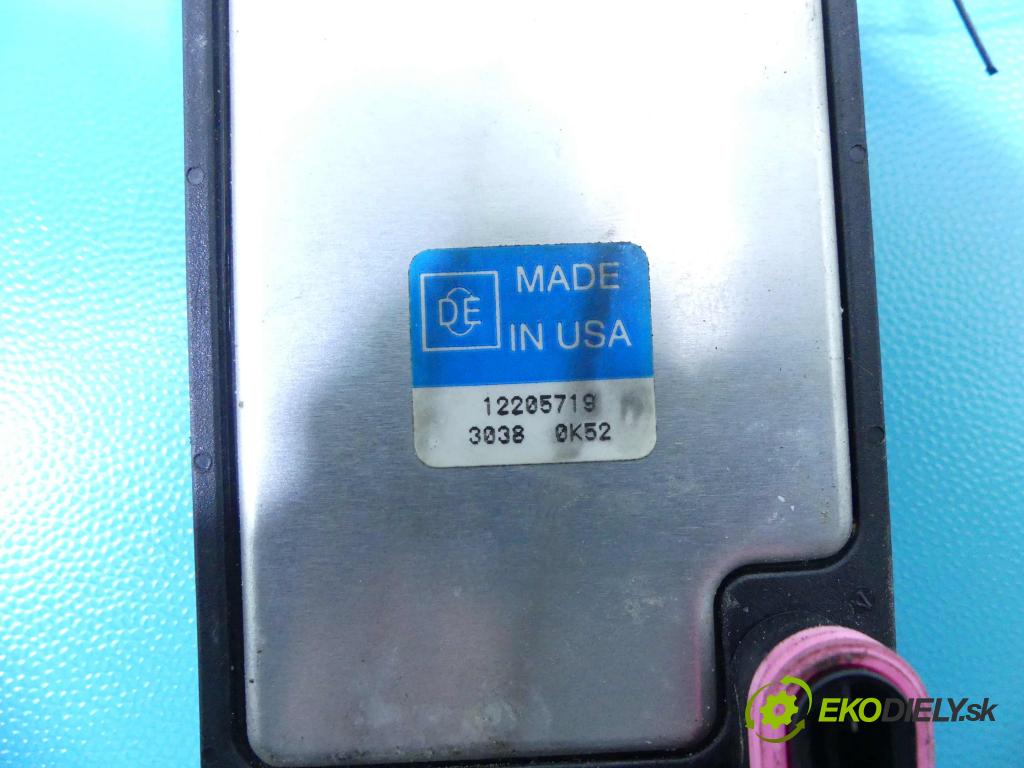 Opel Vectra C 2002-2008 2.2 16V 147 HP manual 108 kW 2198 cm3 4- modul riadiaca jednotka 12205719 (Ostatné)