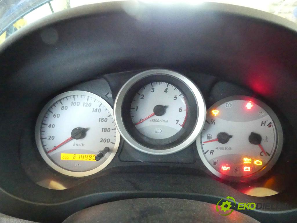 Toyota Rav4 II 2000-2005 2.0 D4D 116 HP manual 85 kW 1995 cm3 5- prístrojovka/ budíky 83800-42A60 (Prístrojové dosky, displeje)