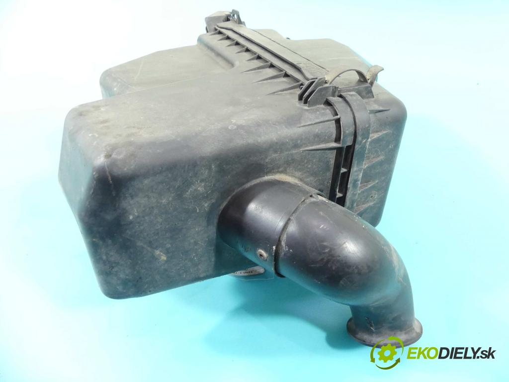 Toyota Rav4 II 2000-2005 2.0 D4D 116 HP manual 85 kW 1995 cm3 5- obal filtra vzduchu 22020-27061 (Obaly filtrov vzduchu)