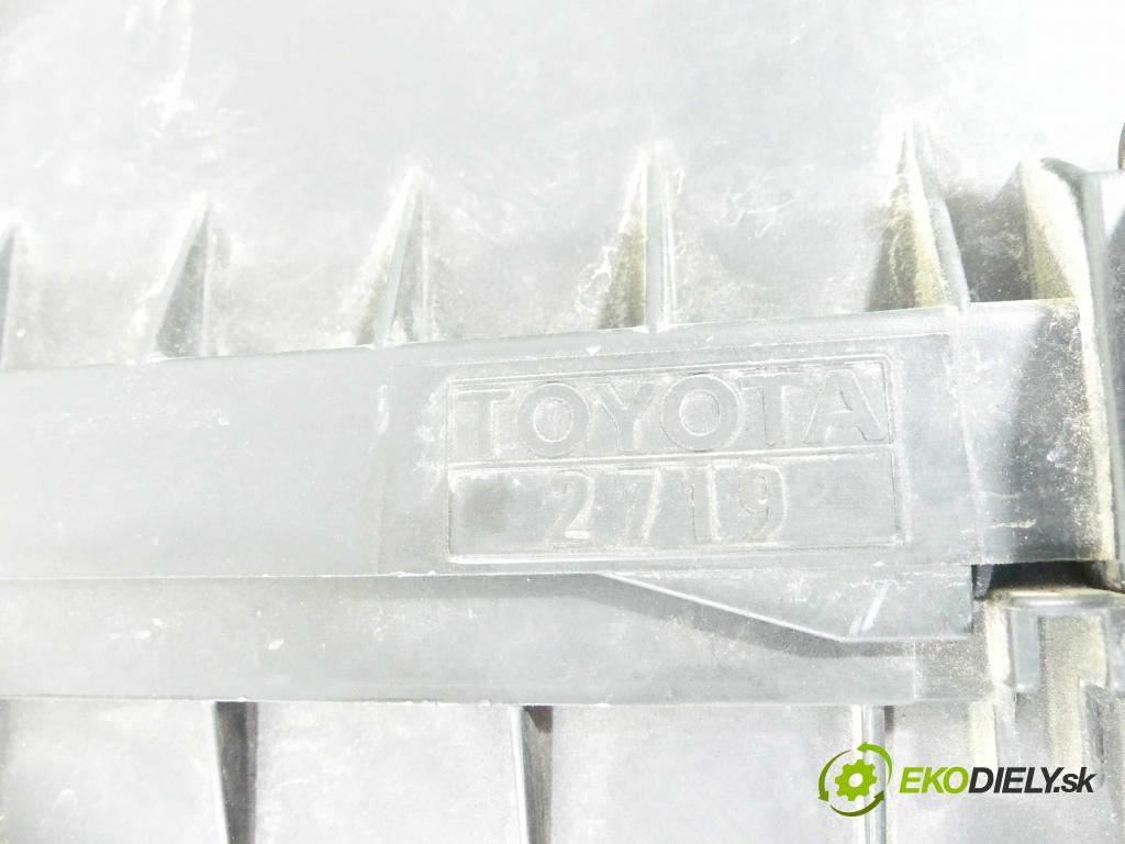Toyota Rav4 II 2000-2005 2.0 D4D 116 HP manual 85 kW 1995 cm3 5- obal filtra vzduchu 22020-27061 (Obaly filtrov vzduchu)