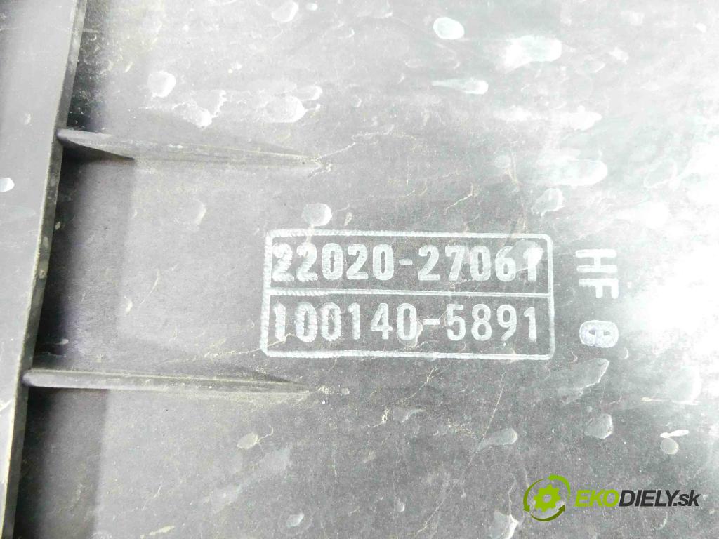 Toyota Rav4 II 2000-2005 2.0 D4D 116 HP manual 85 kW 1995 cm3 5- obal filtra vzduchu 22020-27061 (Obaly filtrov vzduchu)