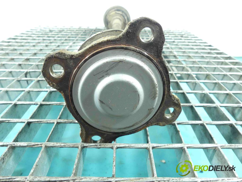 Toyota Rav4 II 2000-2005 2.0 D4D 116 HP manual 85 kW 1995 cm3 5- poloos zadné ľavé