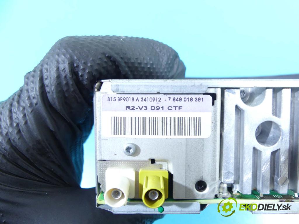 Renault Laguna III 2007-2015 2.0 16V 140 HP manual 103 kW 1997 cm3 5- Radio originál 281156980R