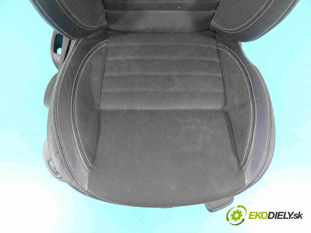 Renault Laguna III 2007-2015 2.0 16V 140 HP manual 103 kW 1997 cm3 5- Sedačka pravý  (Sedačky, sedadlá)