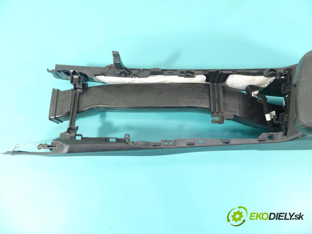 Kia Optima IV 2015-2020 2.0 16V 156 HP automatic 115 kW 1999 cm3 4- operadlo 84601-D4020FD4 (Lakťové opierky)