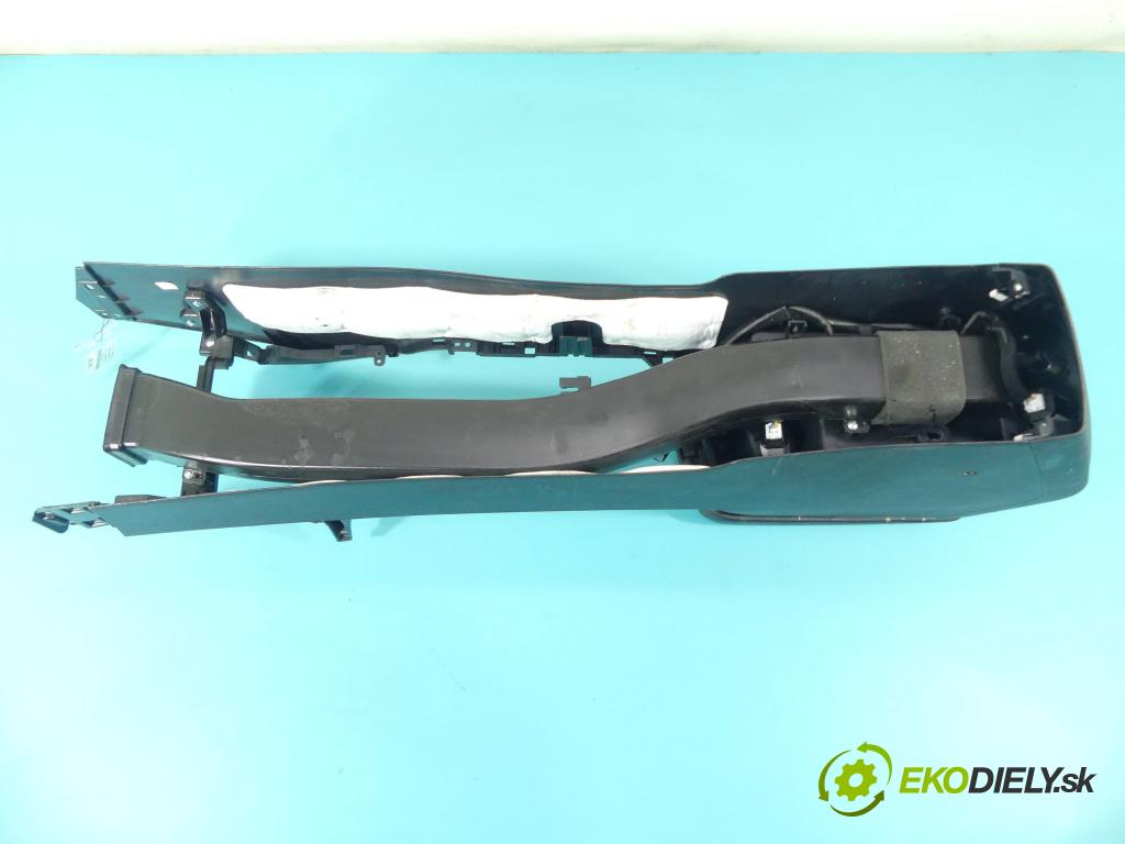 Kia Optima IV 2015-2020 2.0 16V 156 HP automatic 115 kW 1999 cm3 4- operadlo 84601-D4020FD4 (Lakťové opierky)