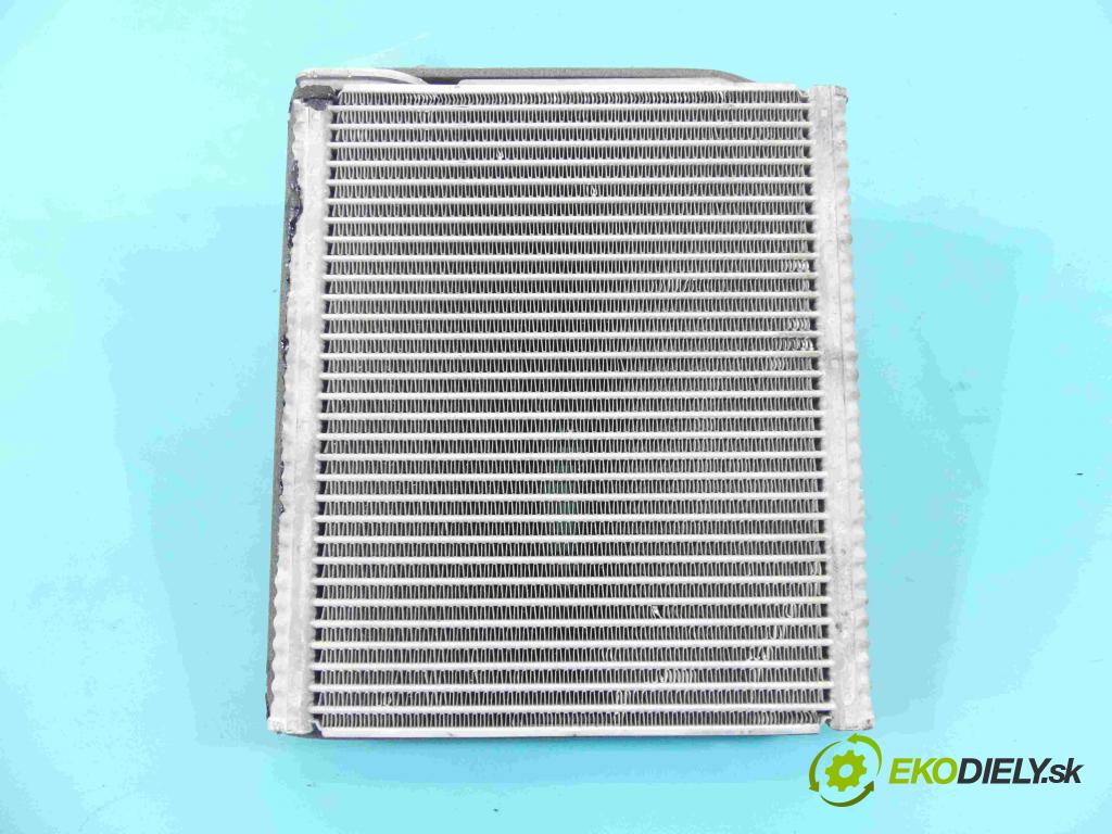 Kia Optima IV 2015-2020 2.0 16V 156 hp automatic 115 kW 1999 cm3 4- radiátor  (Radiátory topení)