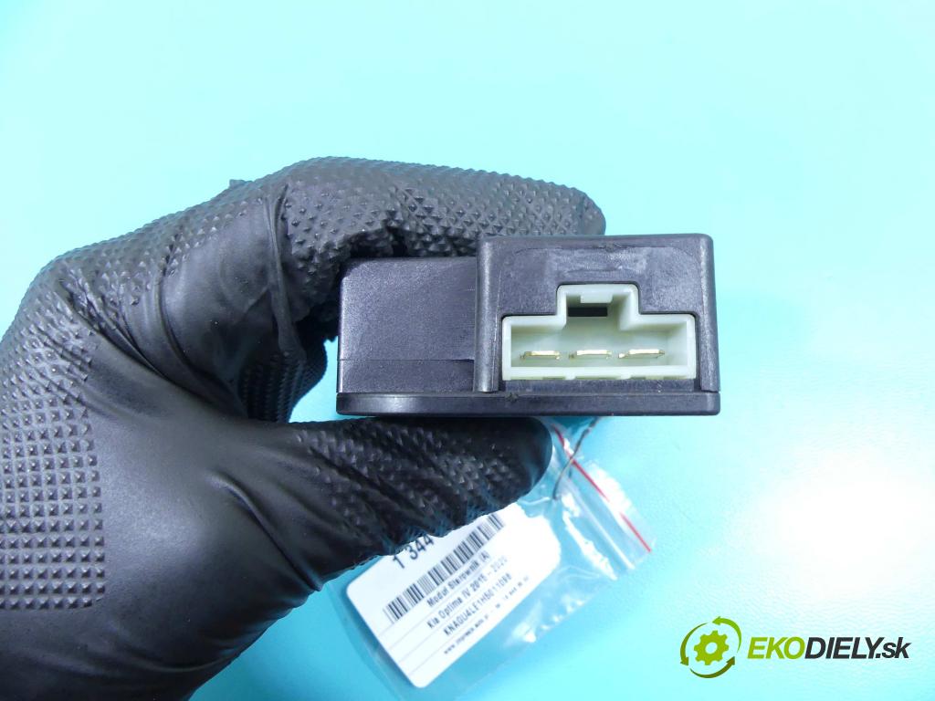 Kia Optima IV 2015-2020 2.0 16V 156 HP automatic 115 kW 1999 cm3 4- modul riadiaca jednotka 88553-D4030 (Ostatné)