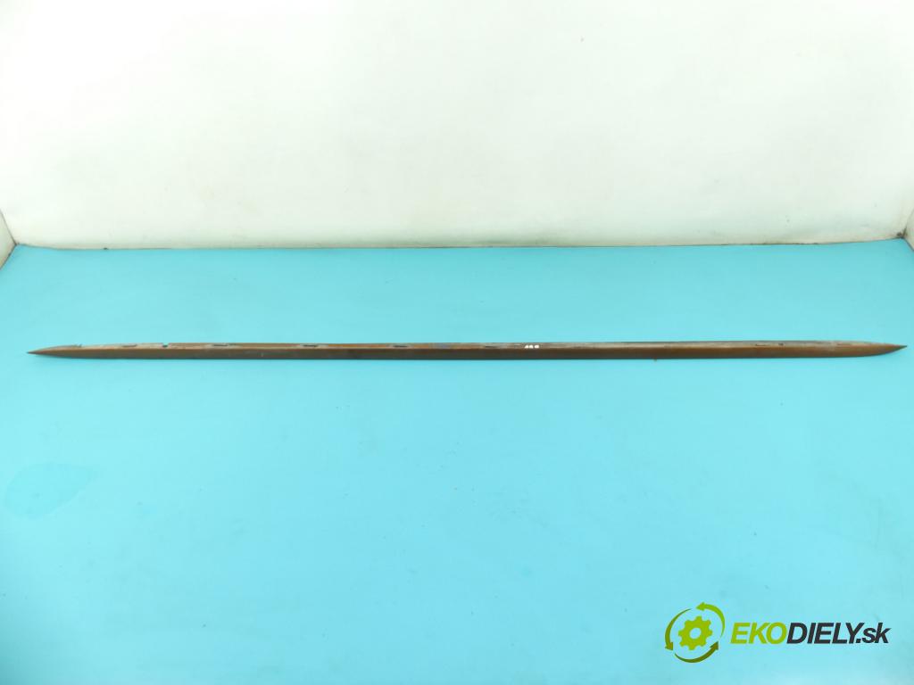 Audi A5 8T 2007-2016 3.0 V6 TDI 239KM automatic 176 kW 2967 cm3 5- lišta práh: pravé 8T8854932 (Prahová lišta)