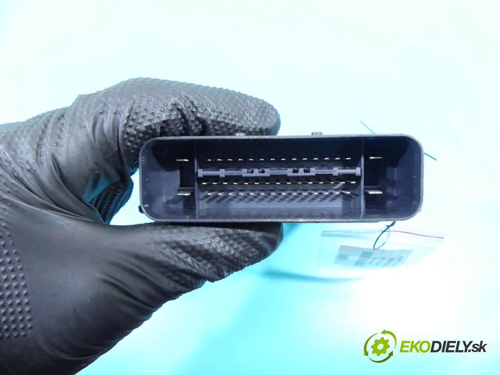 Audi A5 8T 2007-2016 3.0 V6 TDI 239KM automatic 176 kW 2967 cm3 5- modul riadiaca jednotka 8R0907364B (Ostatné)