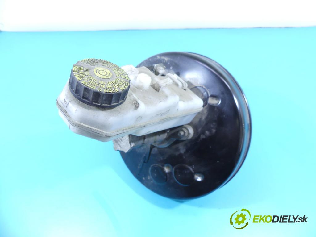 Toyota Auris II 2012-2018 1.6 16V 132  HP manual 97 kW 1598 cm3 5- servo brzdové 0204827881