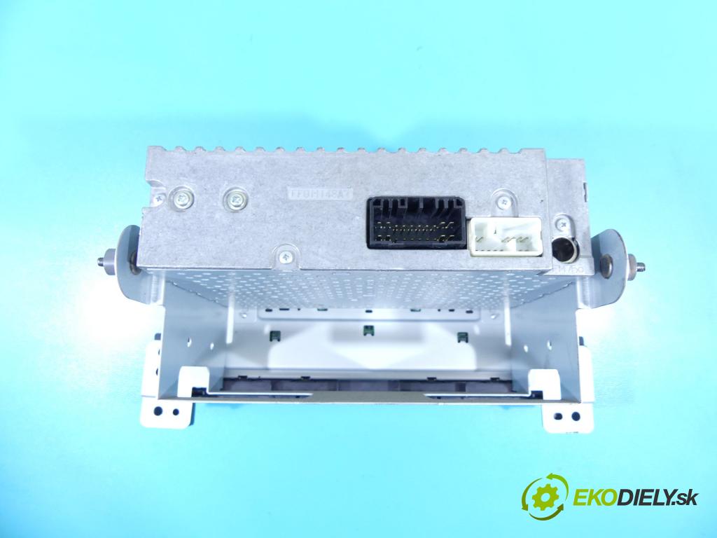 Suzuki Grand Vitara II 2005-2014 1.9 DDiS 129 HP manual 95 kW 1870 cm3 5- Radio originál