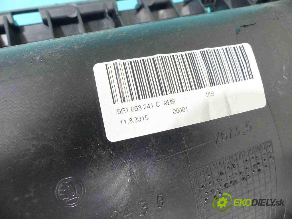 Skoda Octavia III 2013- 1.4 tsi 140 HP manual 103 kW 1395 cm3 5- operadlo 5E1863241C (Lakťové opierky)