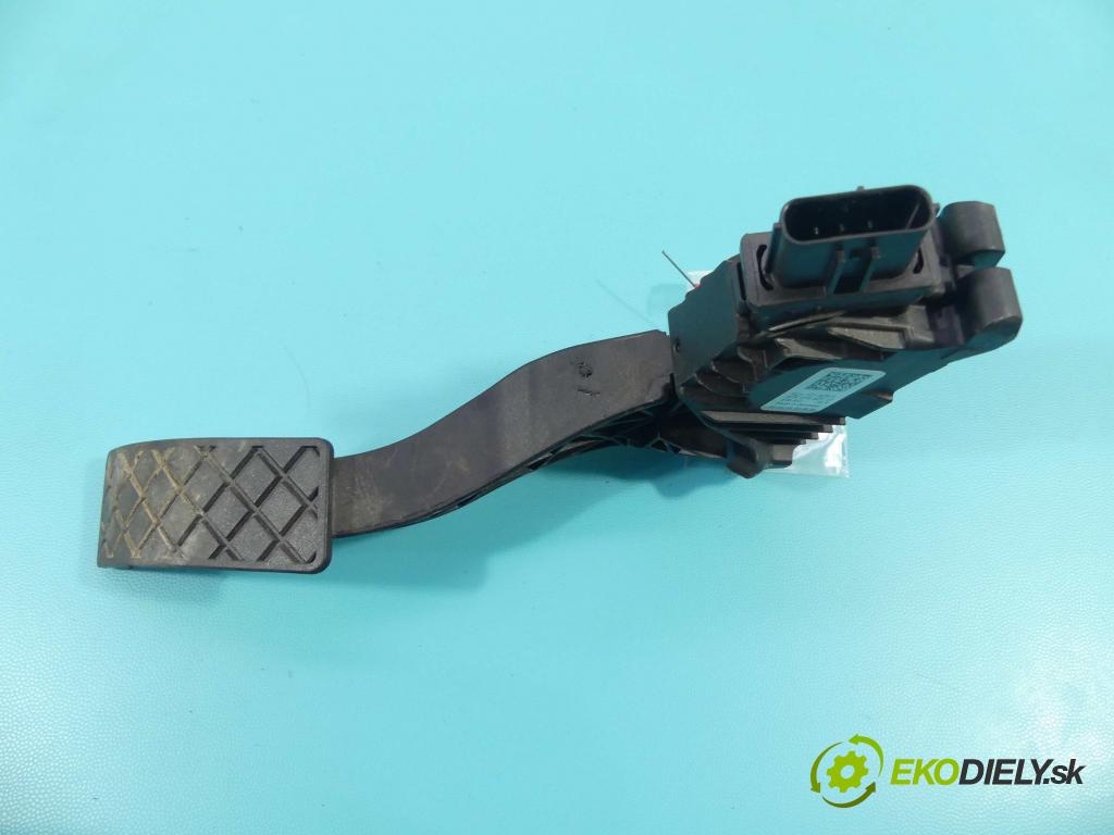 Skoda Octavia III 2013- 1.4 tsi 140 HP manual 103 kW 1395 cm3 5- pedále 5Q1721503H (Pedále)