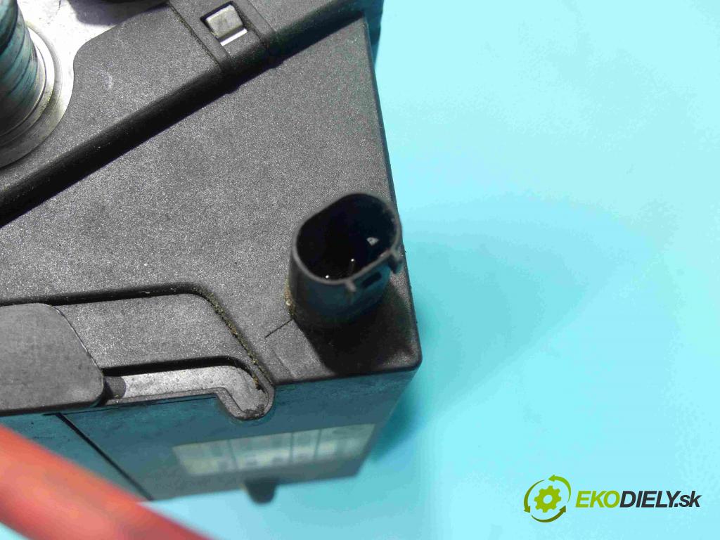 Bmw 3 E46 1998-2007 2.0d 136hp manual 100 kW 1951 cm3 4- Ohřívač: vody 6904668 (Ohřívání, ventilace)