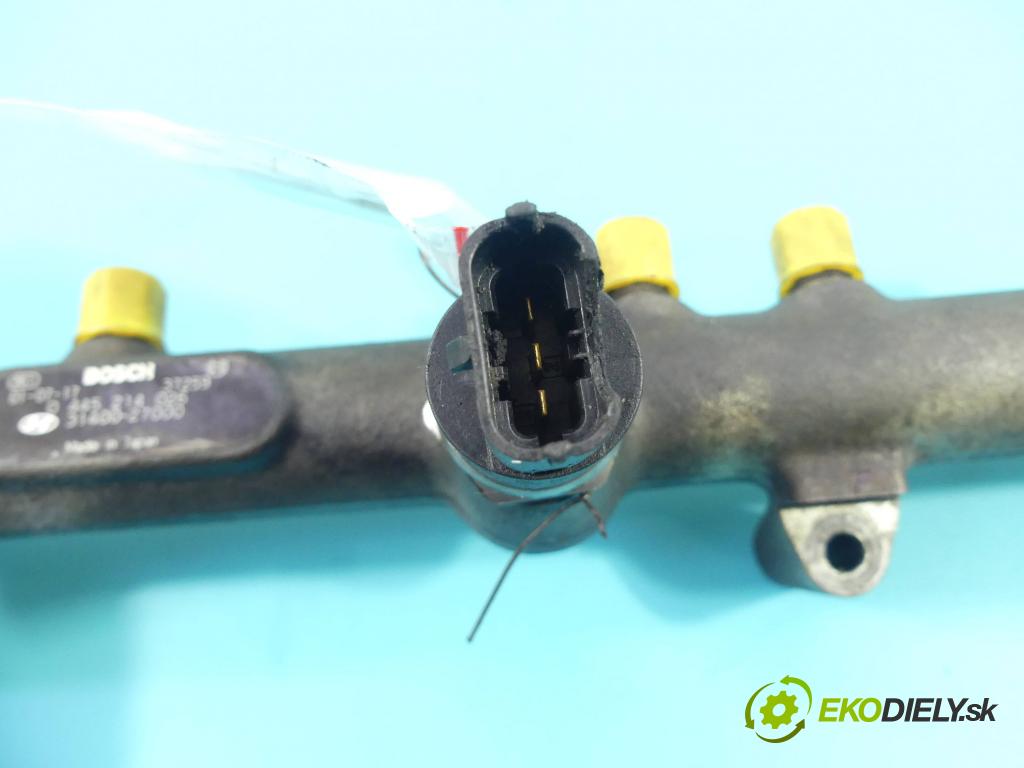 Hyundai Trajet 2.0 crdi 114 HP manual 84 kW 1991 cm3 5- lišta vstrekovacia 0445214026 (Vstrekovacie lišty)