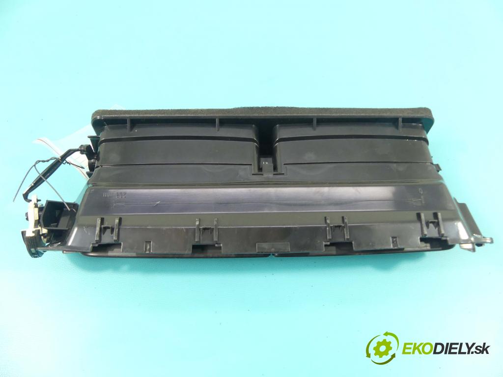 Citroen C3 II 2009-2016 1.4 hdi 68 HP manual 50 kW 1398 cm3 5- Mřížka: kúrenia stredová  (Mriežky kúrenia (fukáre))