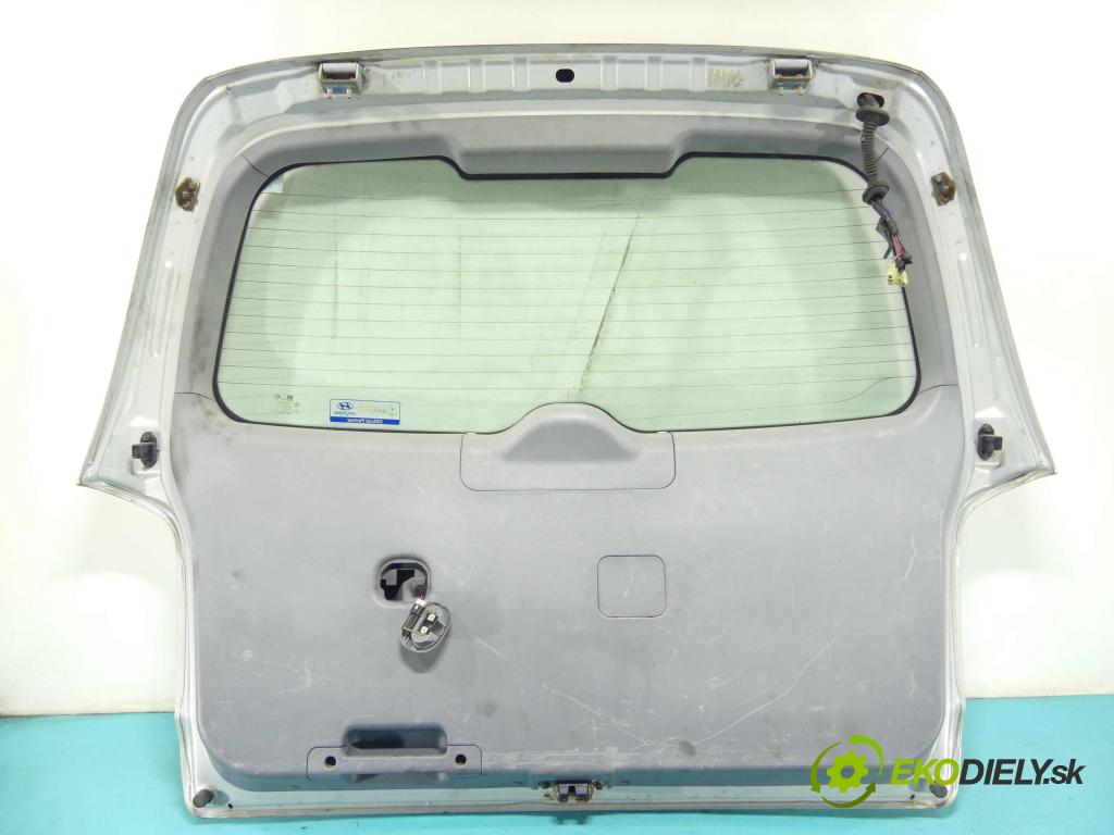 Hyundai Trajet 2.0 crdi 114 hp manual 84 kW 1991 cm3 5- zadní kufrové dveře  (Zadní kapoty)