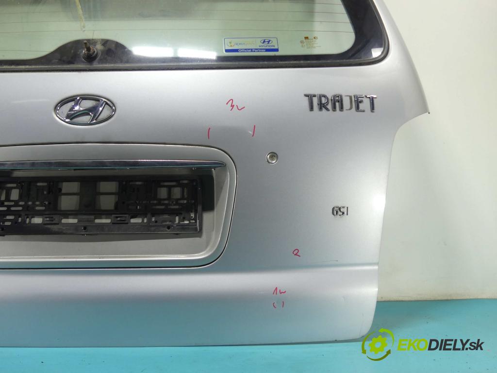 Hyundai Trajet 2.0 crdi 114 hp manual 84 kW 1991 cm3 5- zadní kufrové dveře  (Zadní kapoty)