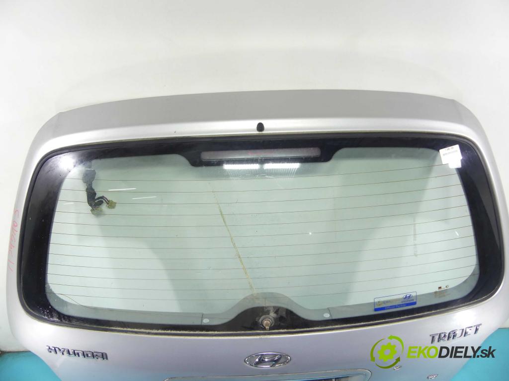 Hyundai Trajet 2.0 crdi 114 hp manual 84 kW 1991 cm3 5- zadní kufrové dveře  (Zadní kapoty)