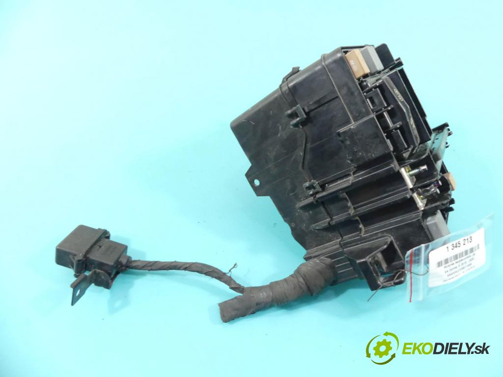 Kia Optima IV 2015-2020 2.0 16V 156 hp automatic 115 kW 1999 cm3 4- skříňka pojistková 91230-A8360 (Pojistkové skříňky)