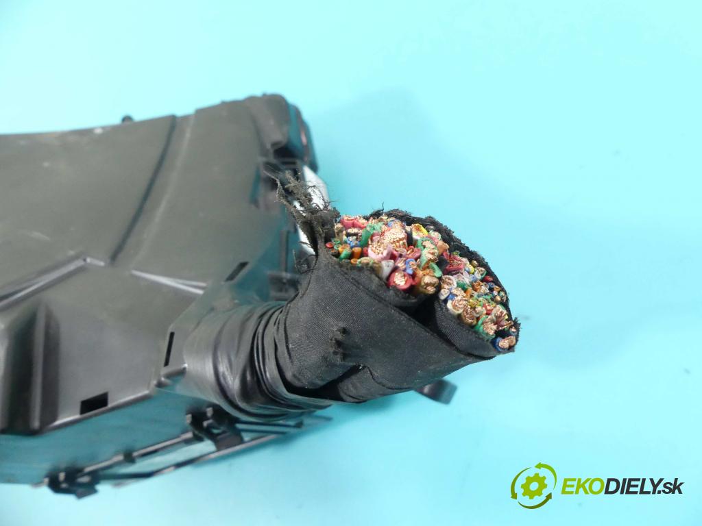 Kia Optima IV 2015-2020 2.0 16V 156 hp automatic 115 kW 1999 cm3 4- skříňka pojistková 91230-A8360 (Pojistkové skříňky)