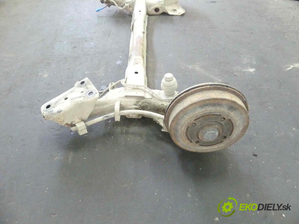 Citroen C3 II 2009-2016 1.4 hdi 68 hp manual 50 kW 1398 cm3 5- zadní výztuha  (Výztuhy zadní)