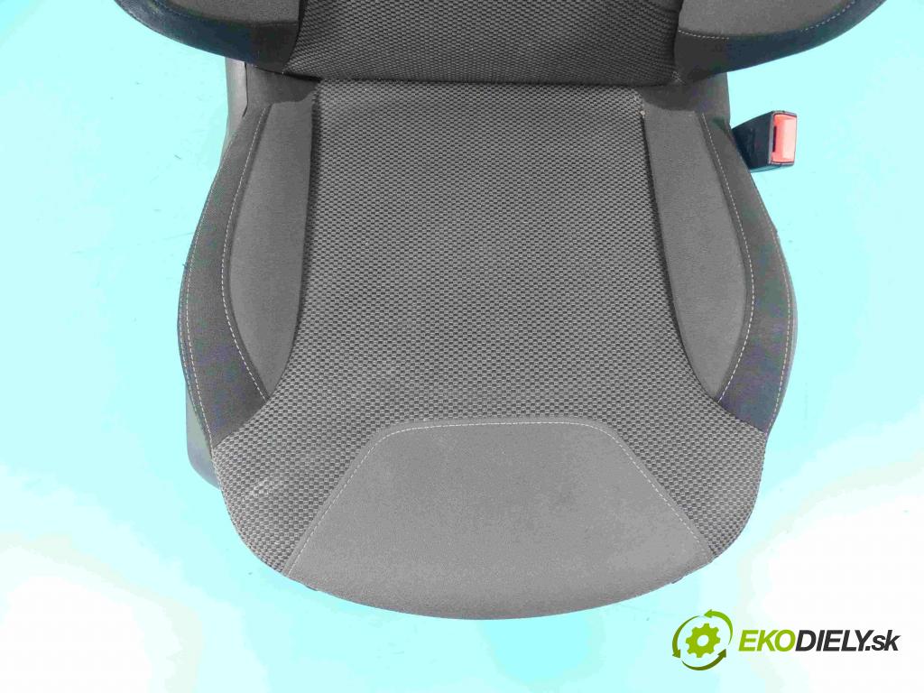Citroen C3 II 2009-2016 1.4 hdi 68 HP manual 50 kW 1398 cm3 5- Sedačka pravý  (Sedačky, sedadlá)