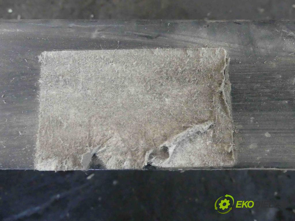 Bmw 1 F20 2011-2019 2.0d 116 hp manual 85 kW 1995 cm3 5- zadní výztuha  (Výztuhy zadní)