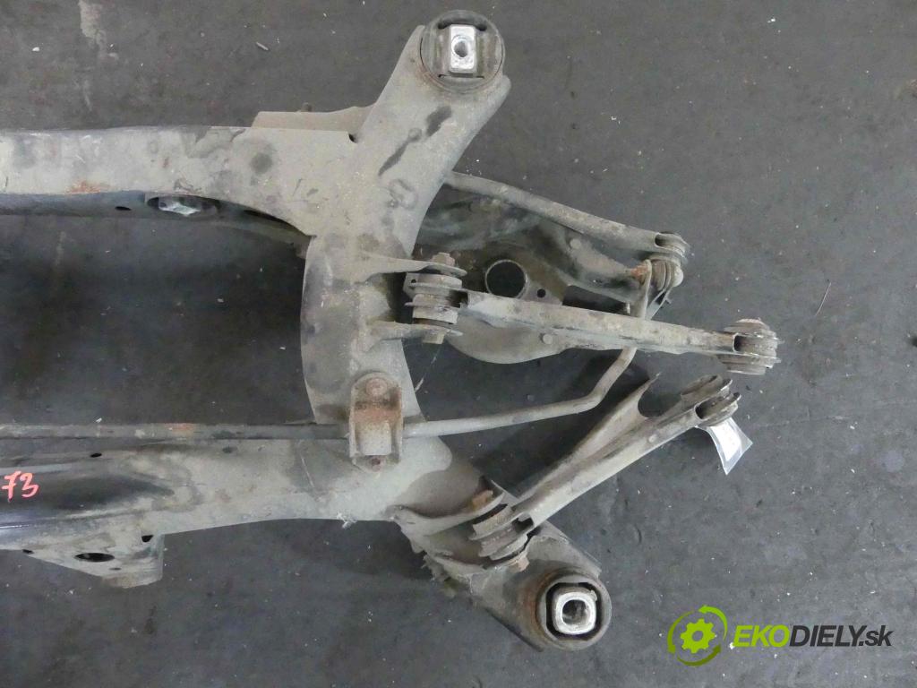 Bmw 1 F20 2011-2019 2.0d 116 hp manual 85 kW 1995 cm3 5- zadní výztuha  (Výztuhy zadní)