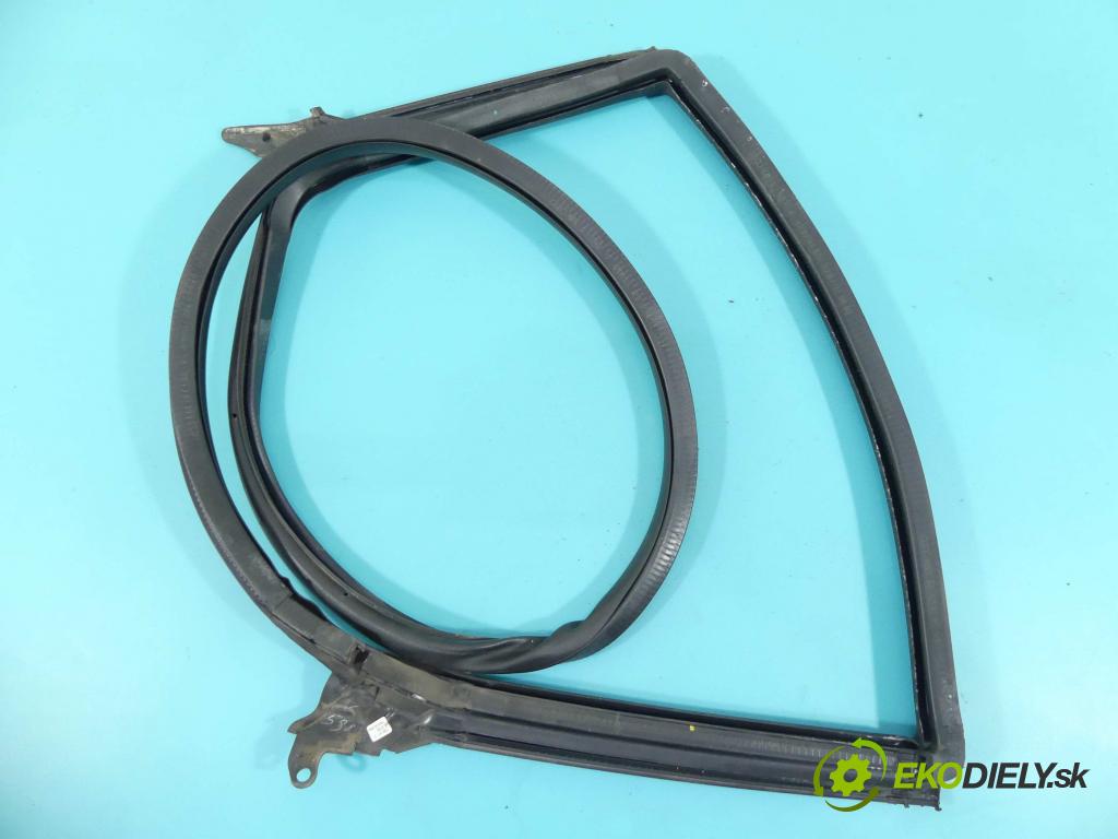 Audi A5 8T 2007-2016 3.0 V6 TDI 239KM automatic 176 kW 2967 cm3 5- Těsnění: dveře zadní levé G112533HT (Ostatní)