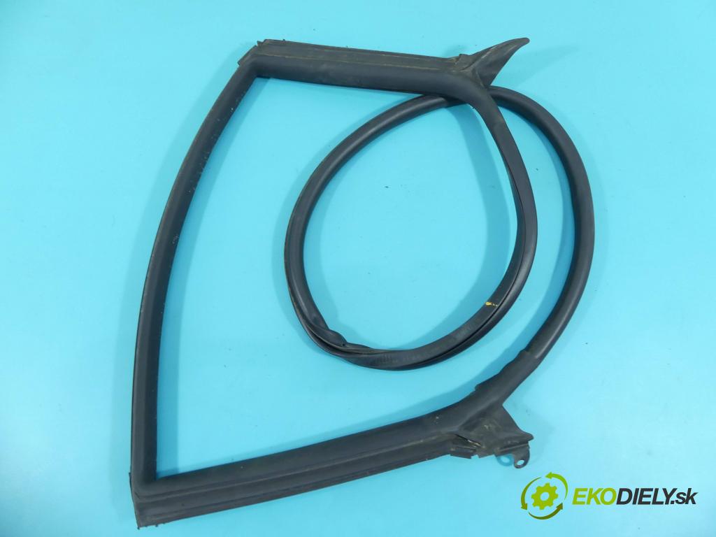 Audi A5 8T 2007-2016 3.0 V6 TDI 239KM automatic 176 kW 2967 cm3 5- Těsnění: dveře zadní levé G112533HT (Ostatní)