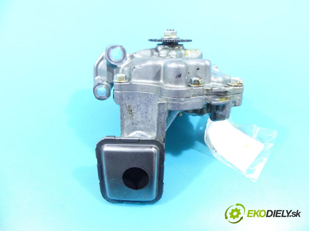 Toyota Auris II 2012-2018 1.6 16V 132 hp manual 97 kW 1598 cm3 5- čerpadlo olej: 1ZR (Olejové pumpy)