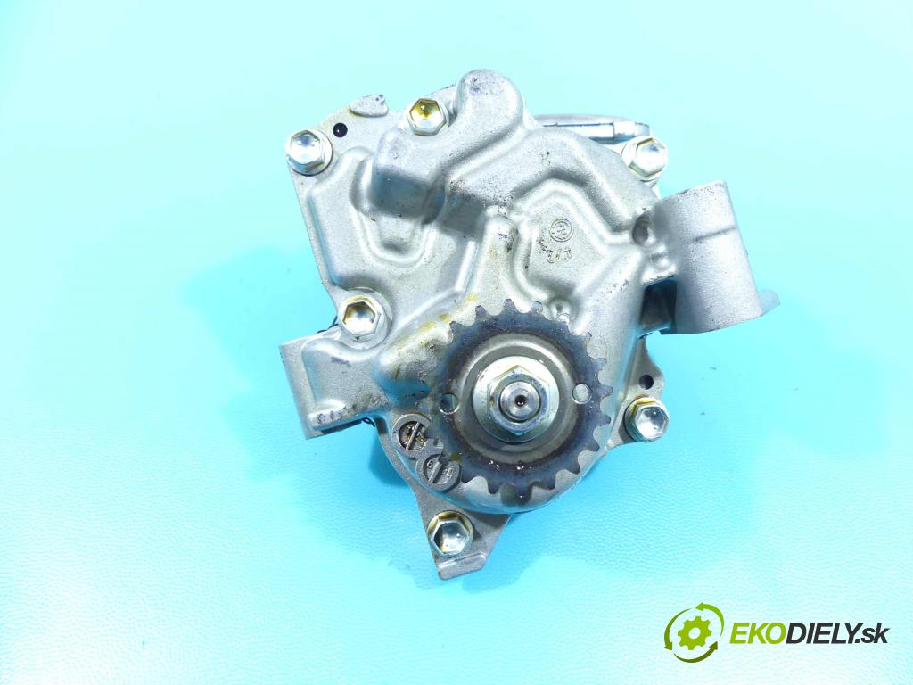 Toyota Auris II 2012-2018 1.6 16V 132 hp manual 97 kW 1598 cm3 5- čerpadlo olej: 1ZR (Olejové pumpy)